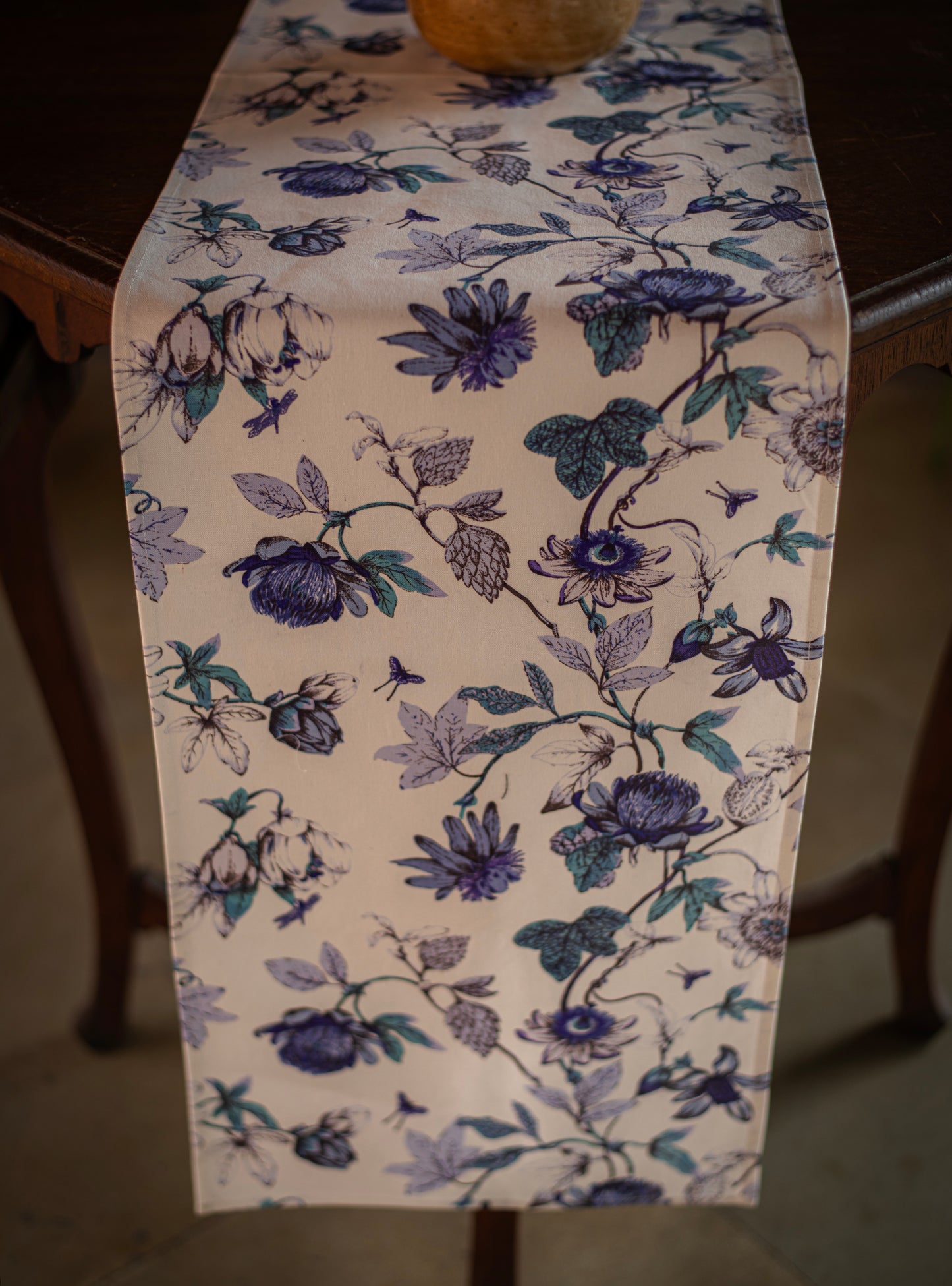 Printed Runner : Serafina Blue & White Canvas