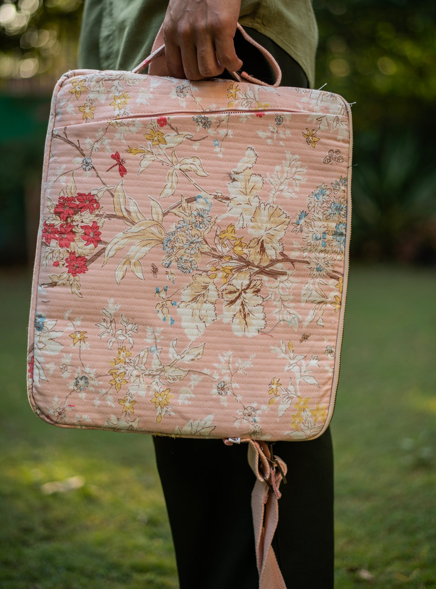 Quilted Laptop Bag : Sardinia Grapefruit Canvas