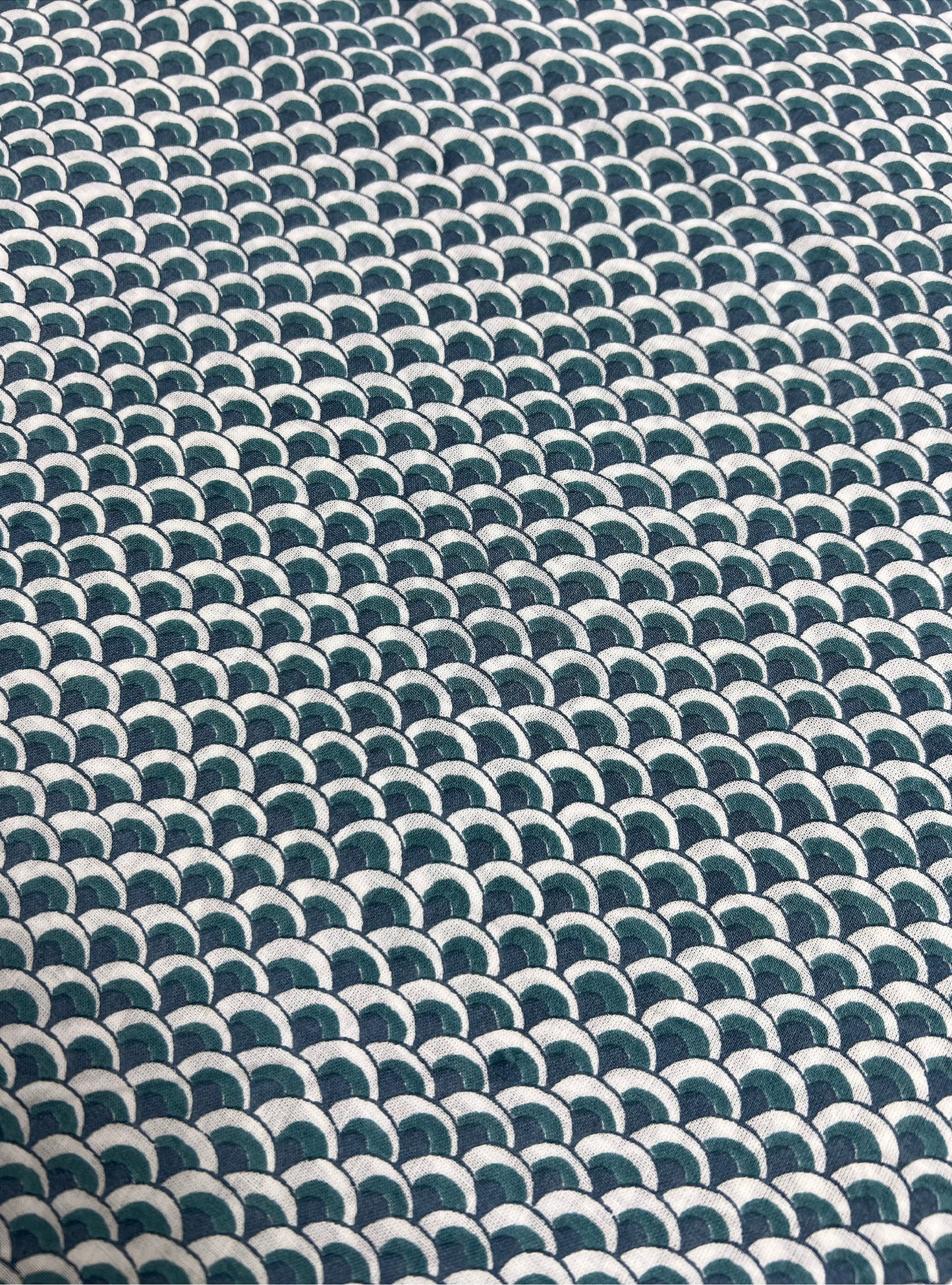 Cotton Cambric Fabric  : Scales Blue On Natural