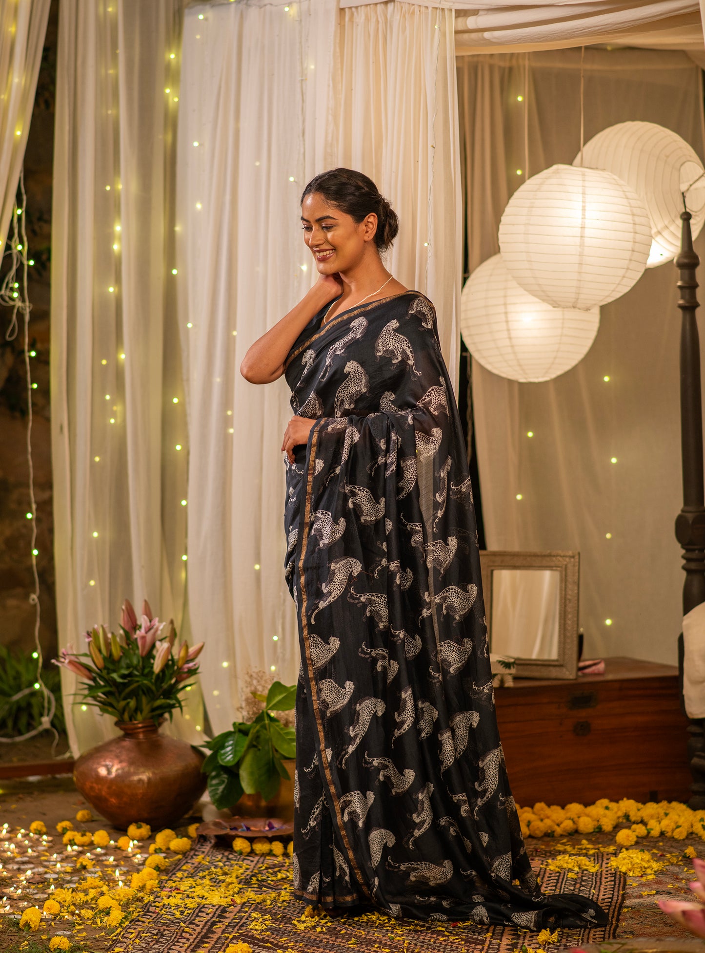 Saree : Leopard Silver Chanderi