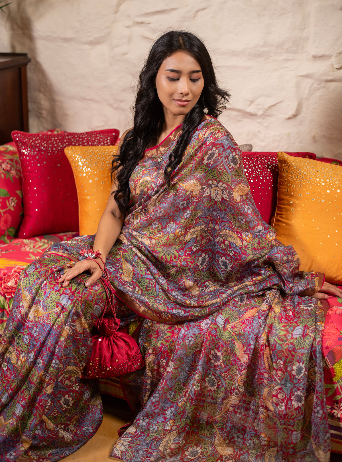 Saree : Perroquet Red Kota Silk