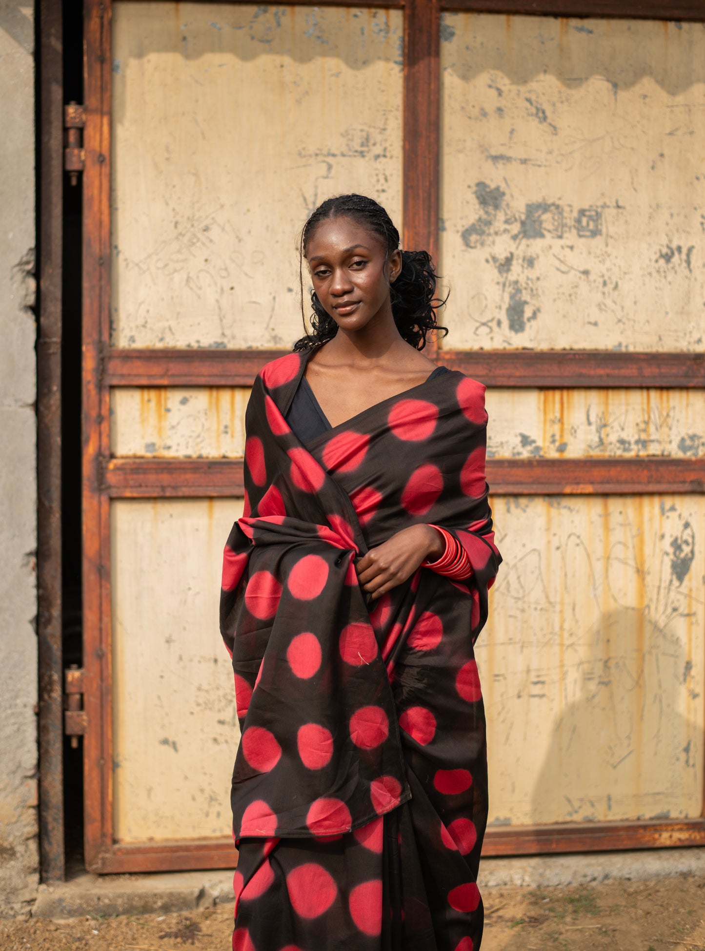 Saree Tie & Dye Circle : Red & Black Chanderi
