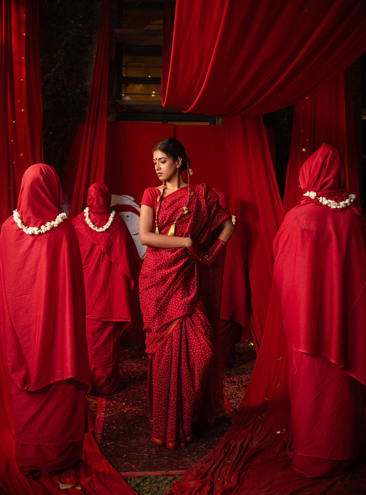 Saree Tikli : Vermillion Red Chanderi