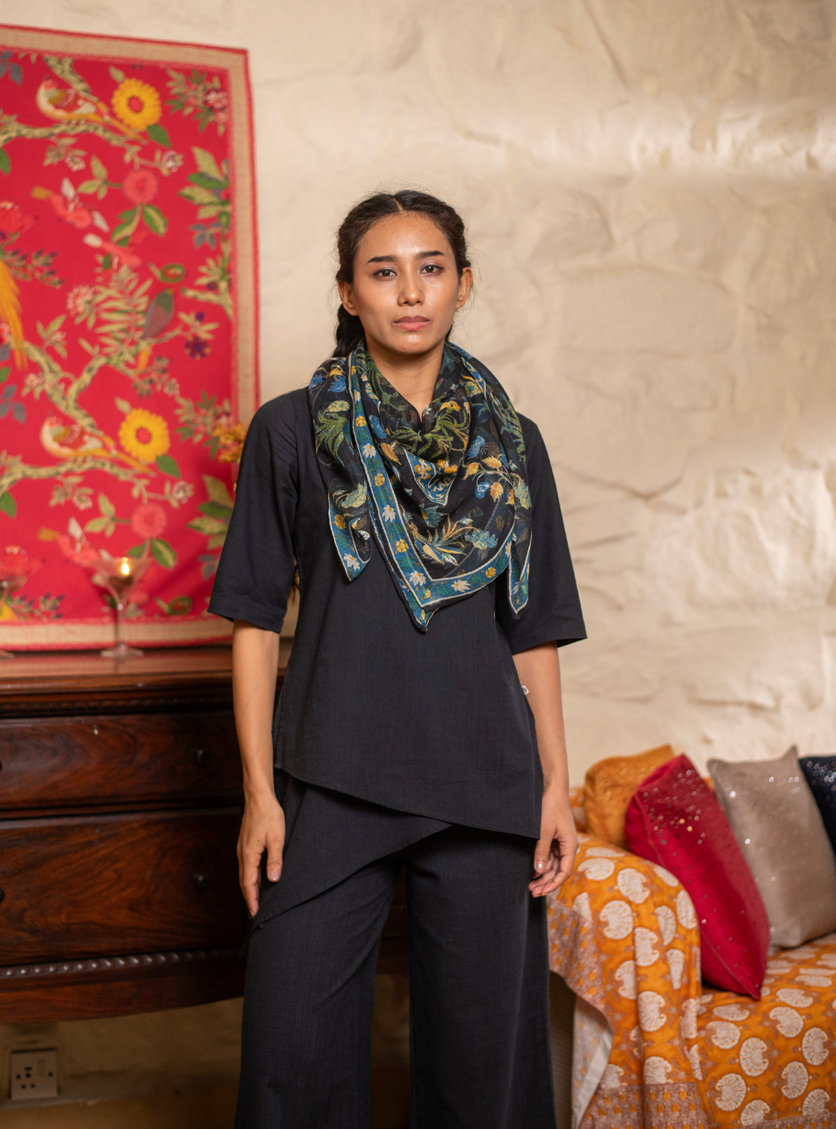 Border Scarf : Garden Black Kota Cotton