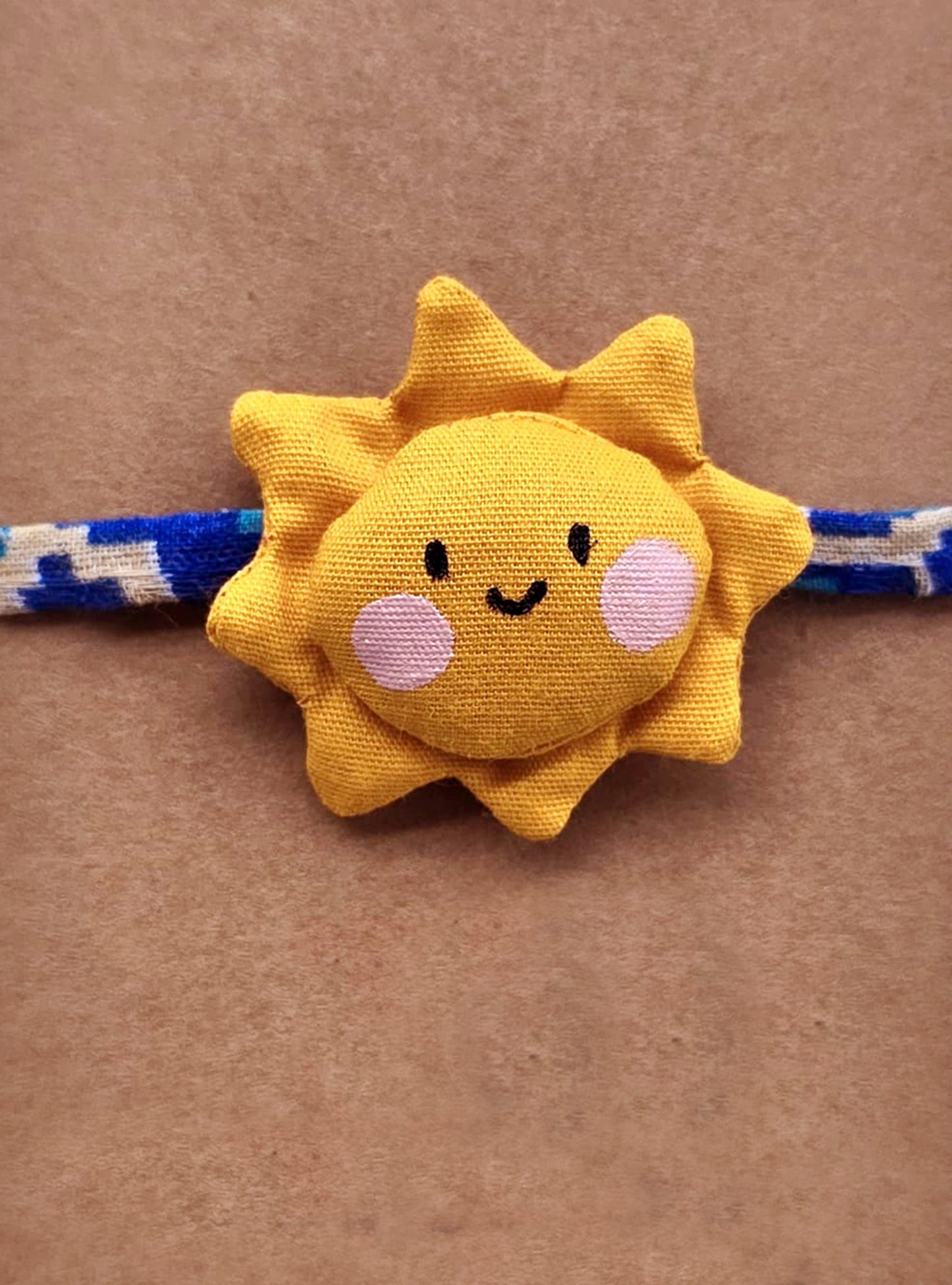 Rakhi : Sun