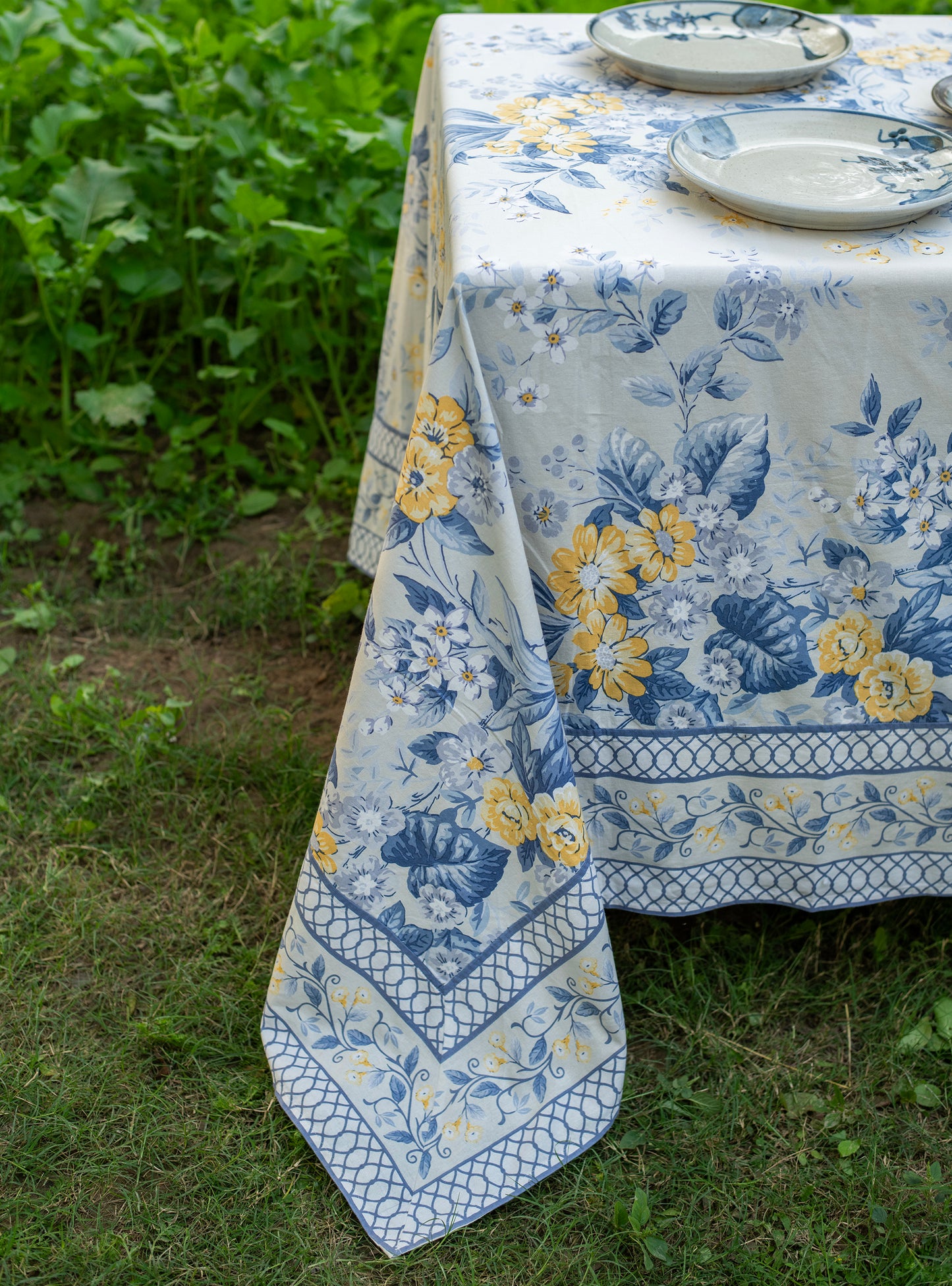 Printed Table Cloth : Palmeros Navy Sheeting OD