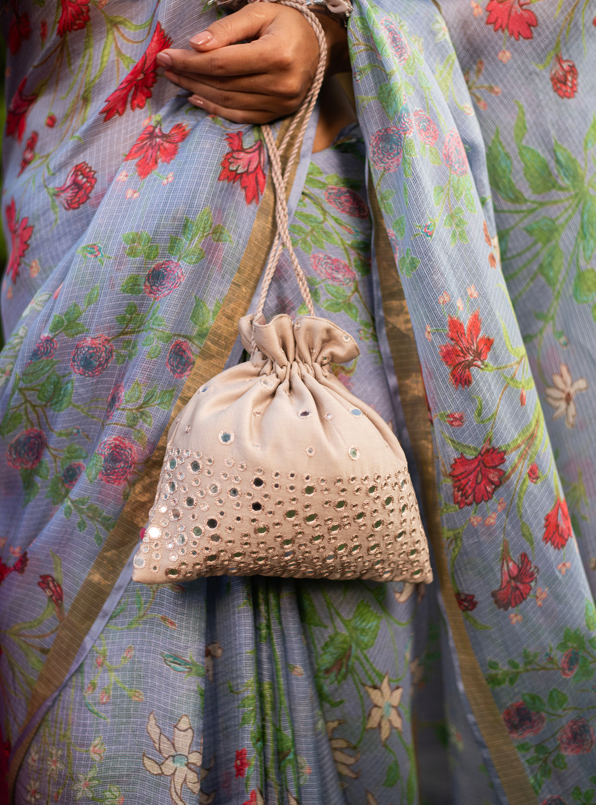Tara Potli : Beige Chanderi