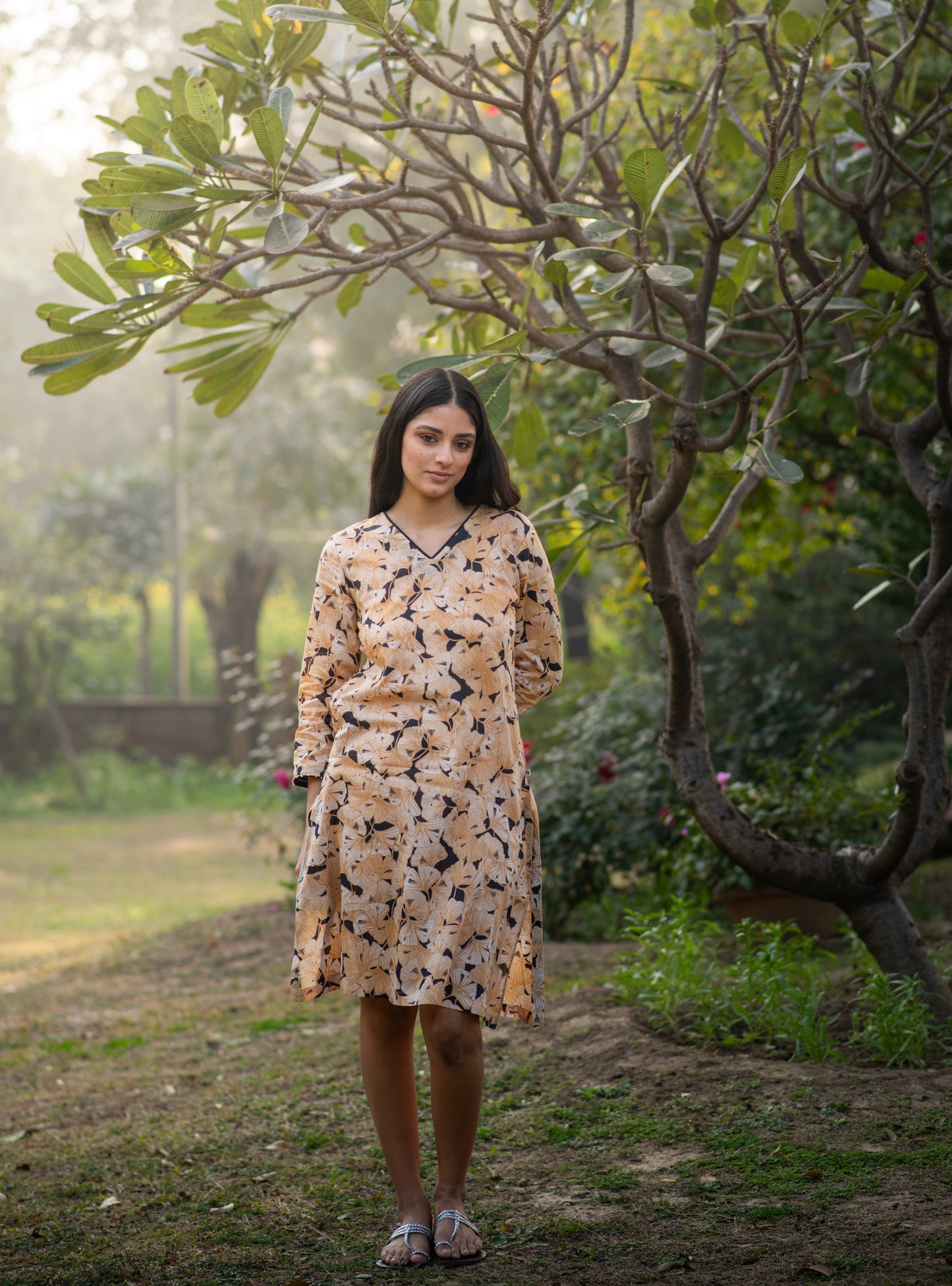 V Neck Kurta : Ginko Black Voile