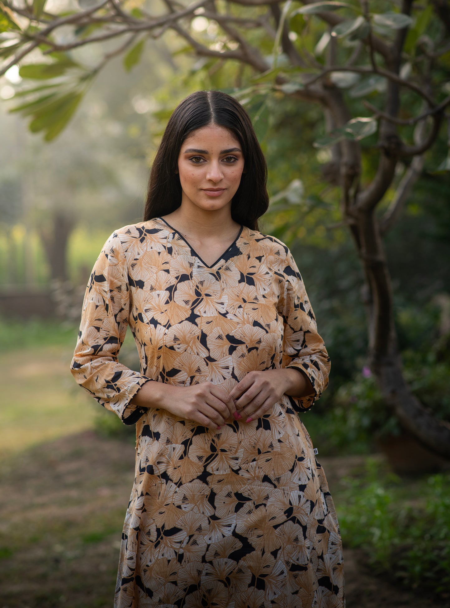 V Neck Kurta : Ginko Black Voile