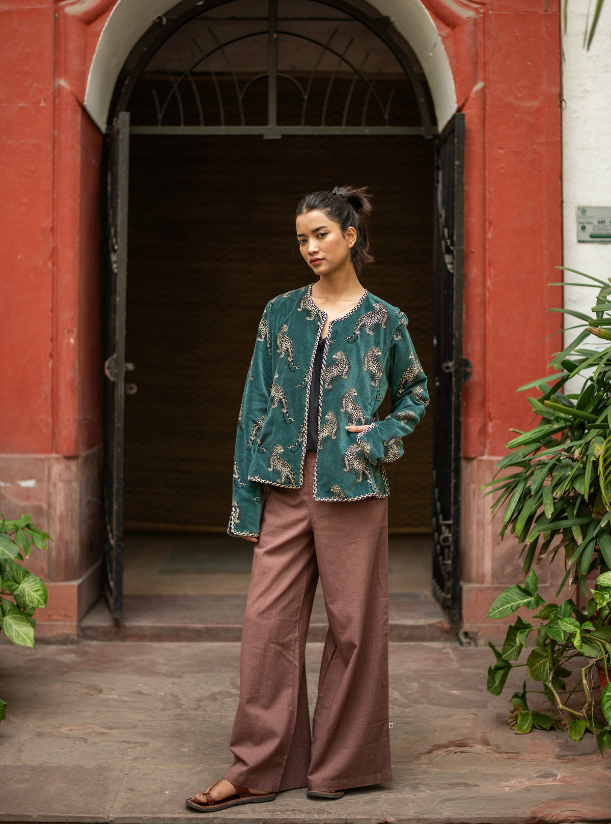 Fitted Jacket : Leopard Emerald Velvet