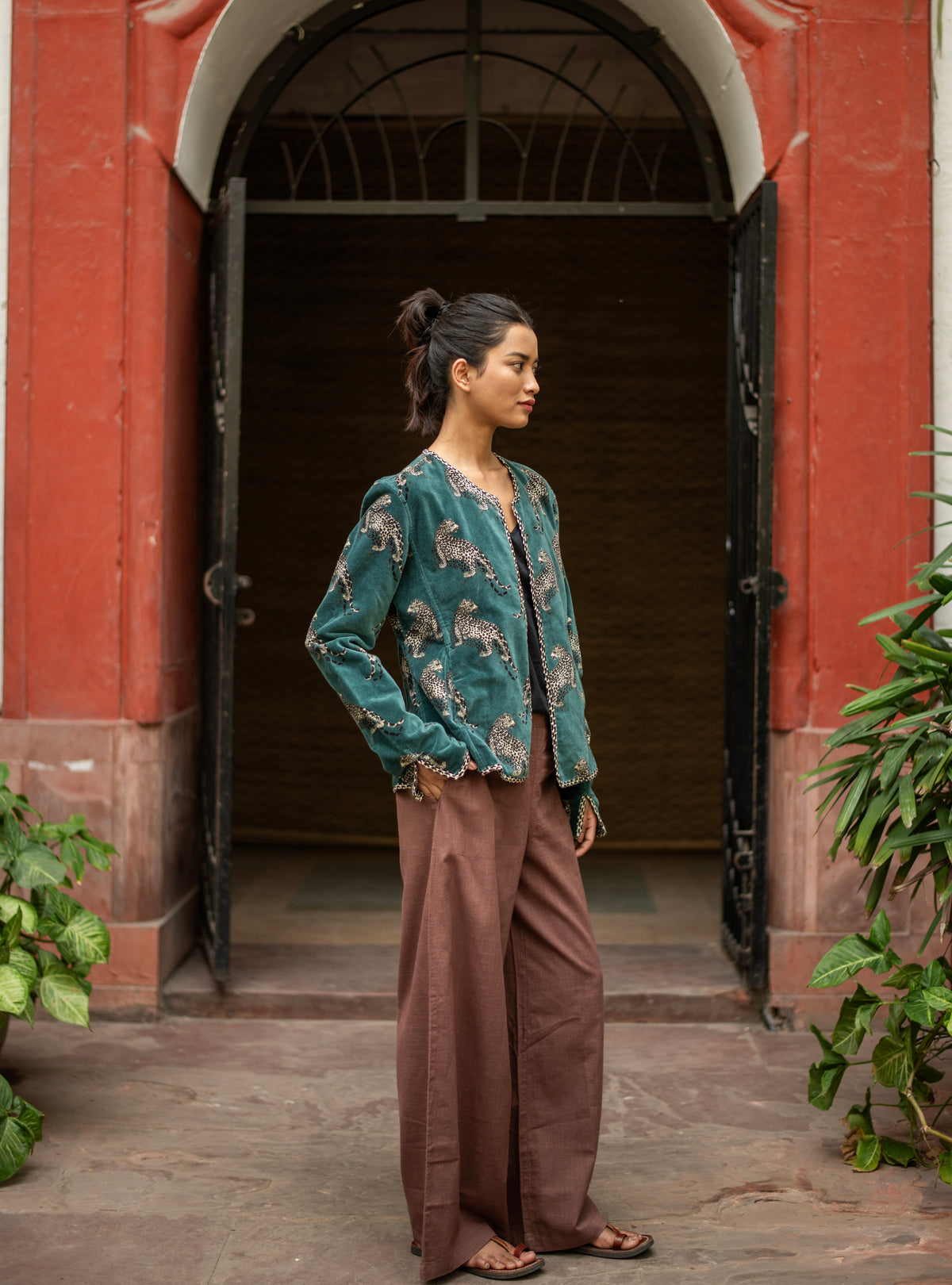 Fitted Jacket : Leopard Emerald Velvet