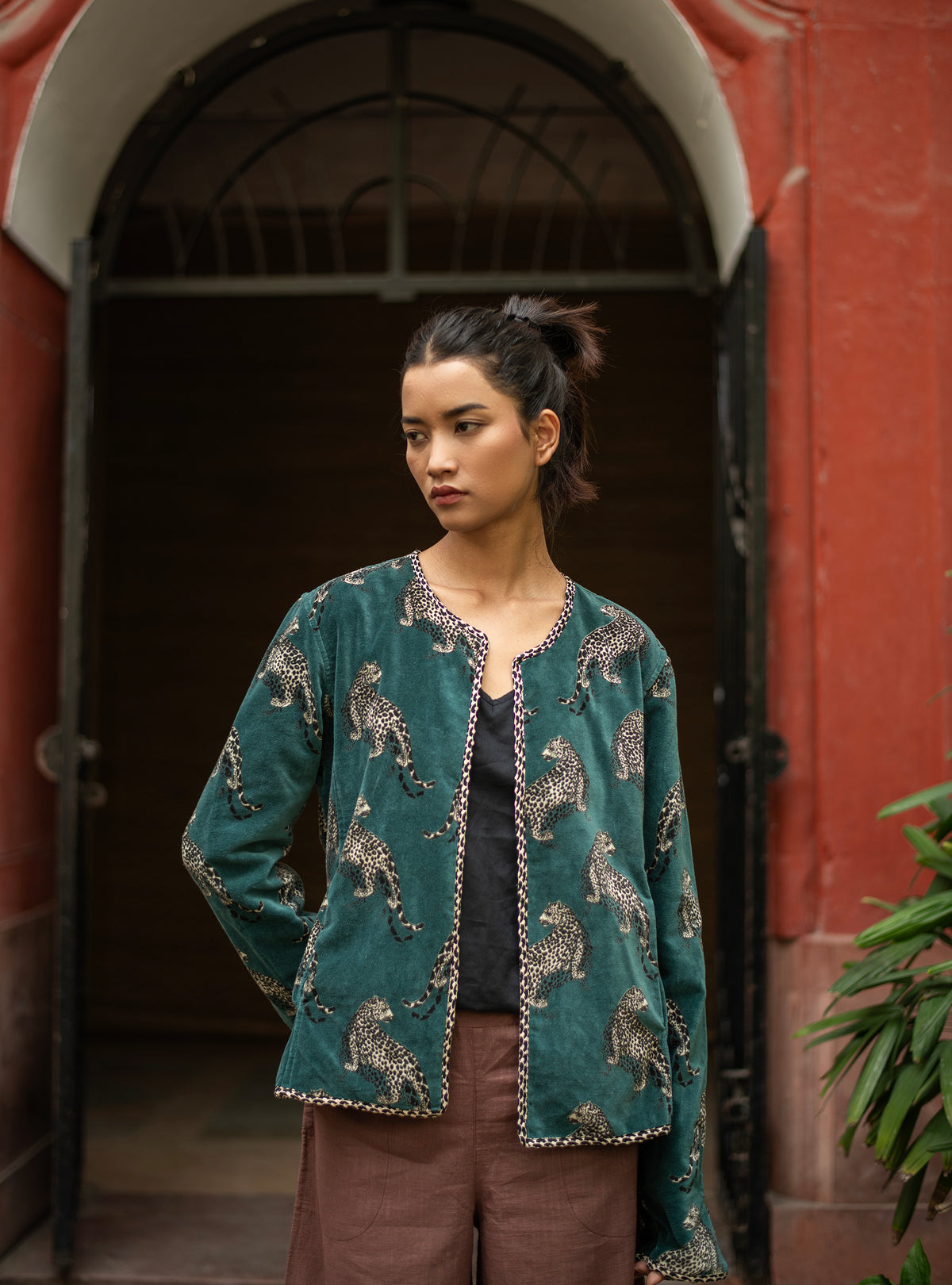 Fitted Jacket : Leopard Emerald Velvet