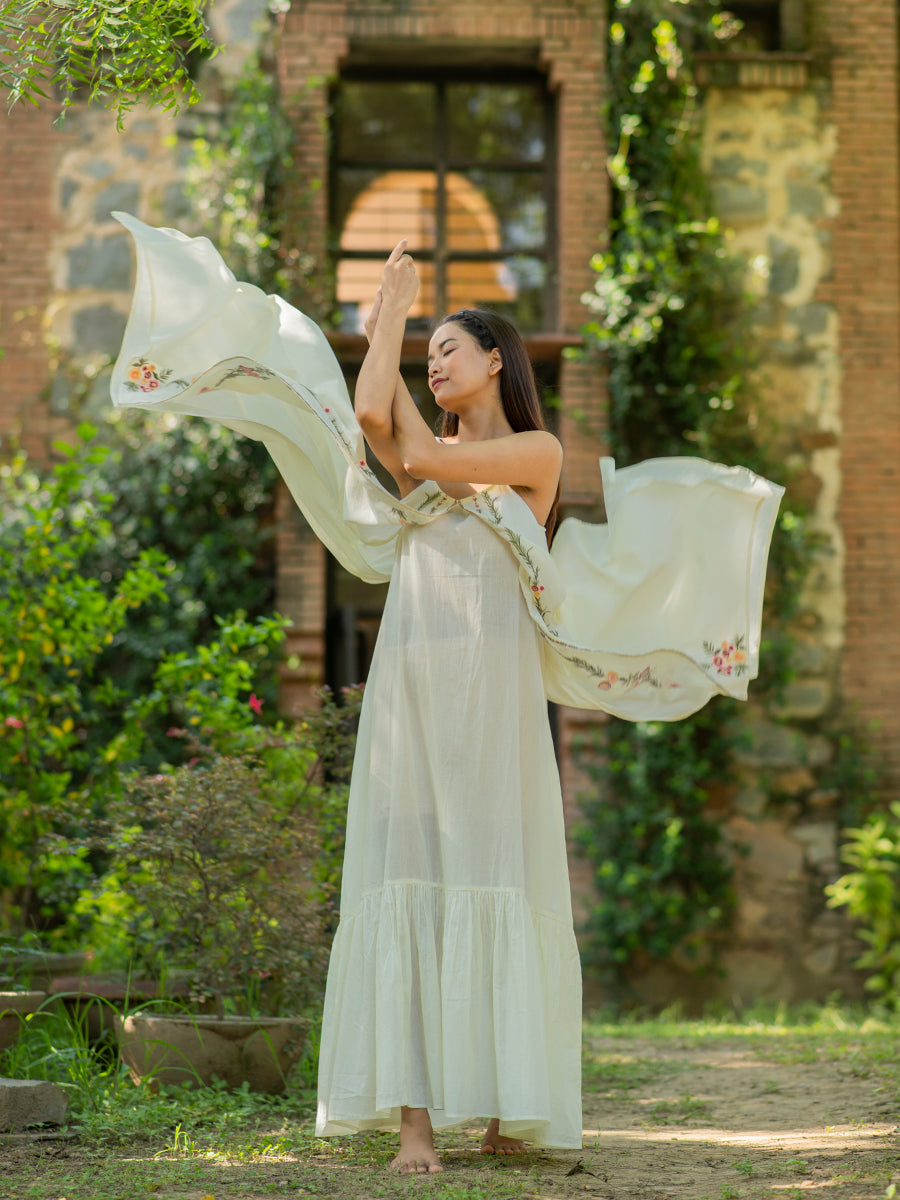 Vintage Maxi : Emb Solid Cream Voile