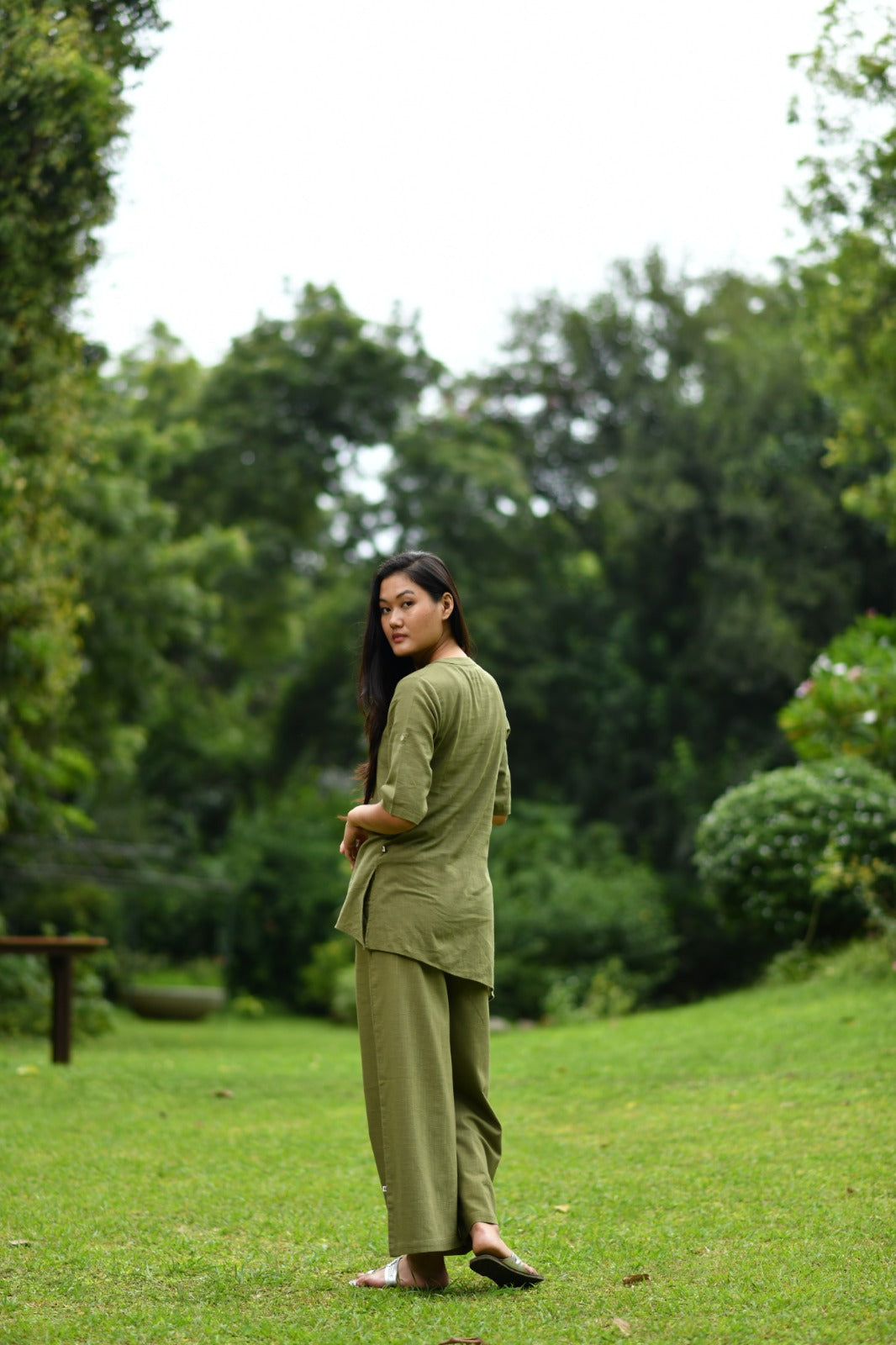 Cloudy Top : Solid Olive Slub
