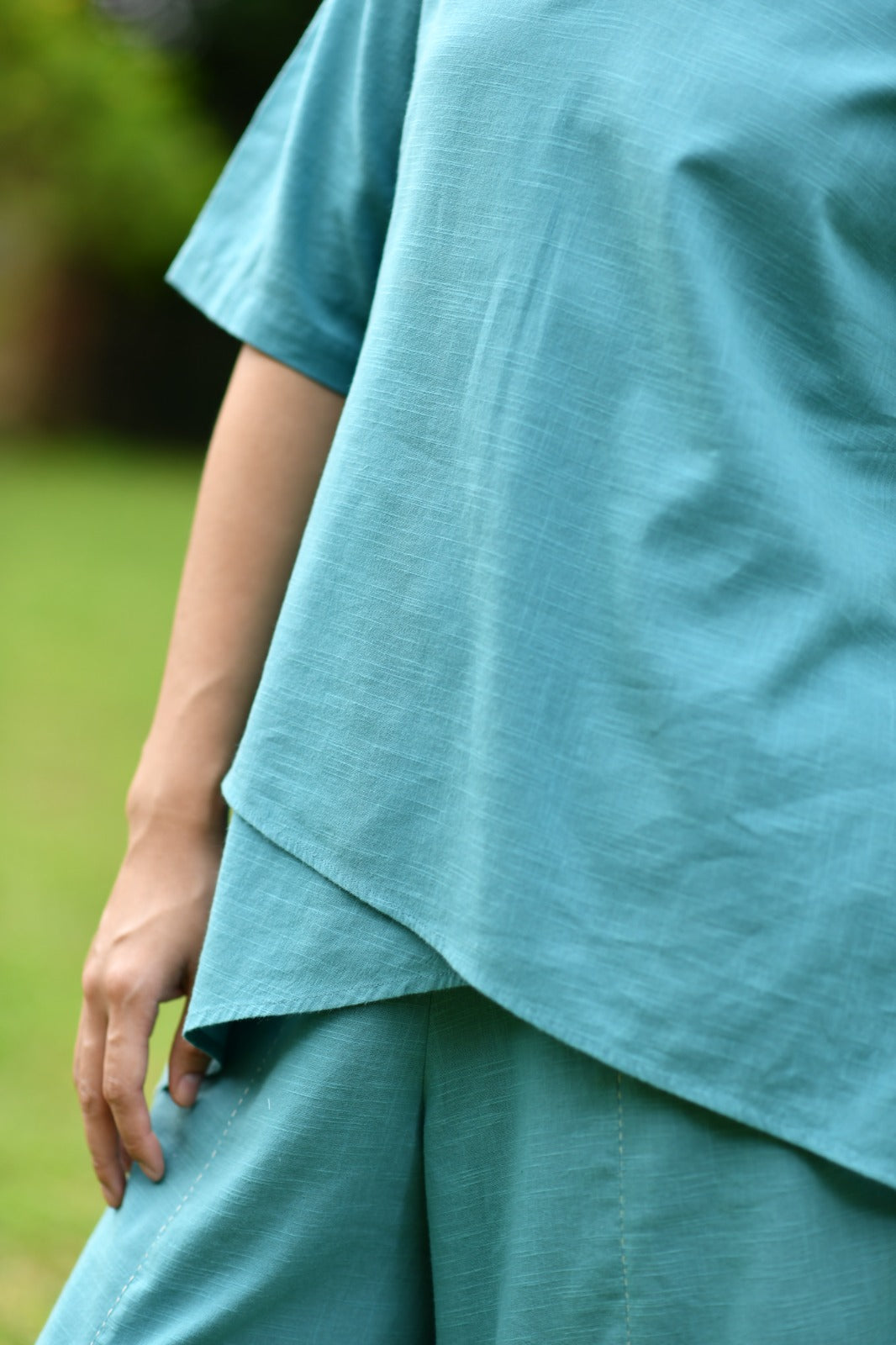 Cloudy Top : Solid Turq Slub