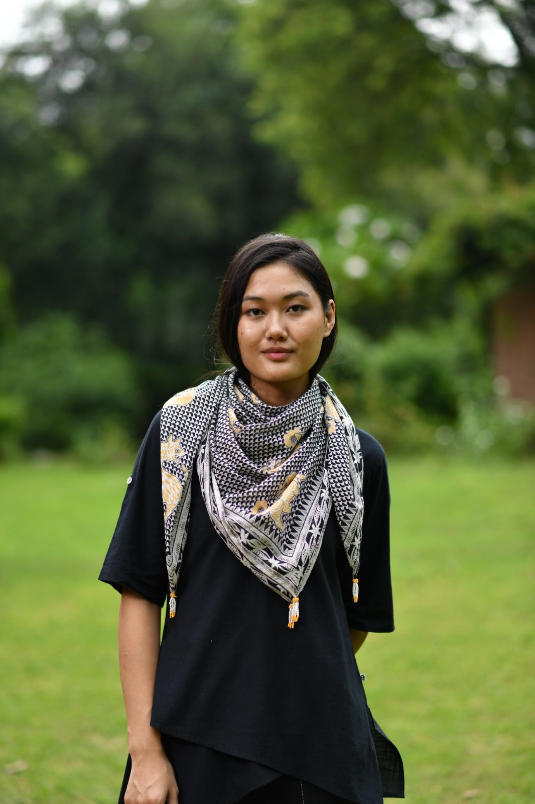 Border Scarf : Tiger Black St Voile