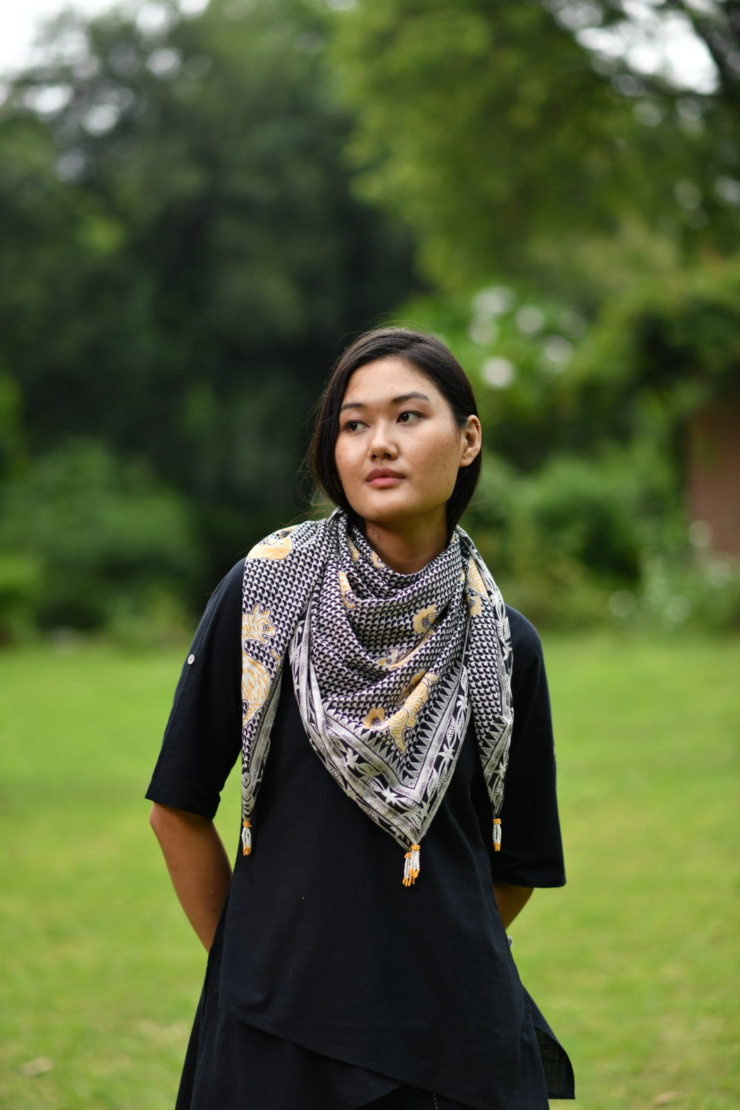 Border Scarf : Tiger Black St Voile