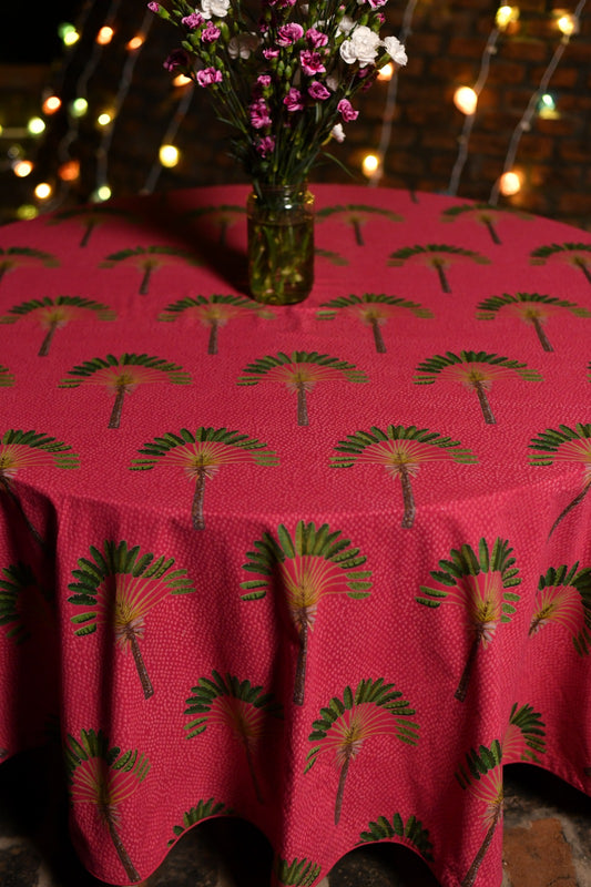 Printed Table Cloth : Piping Banana Magenta Rd Sheeting