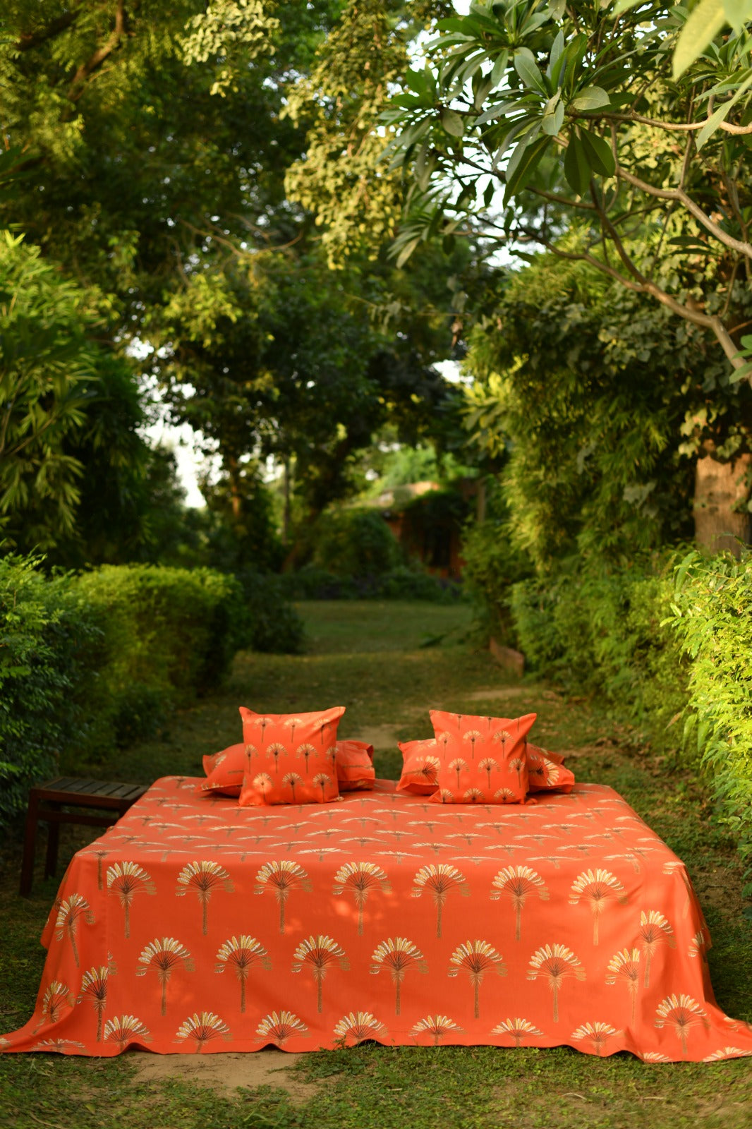 Printed Bed Cover : Beading Banana Rust Sheeting