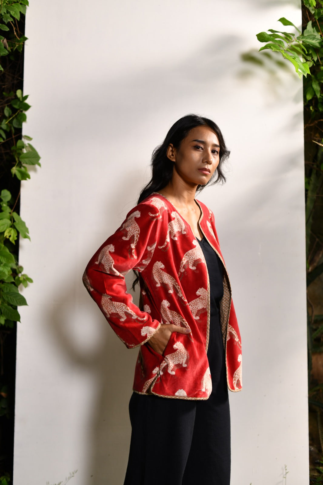 Fitted Jacket : Leopard Red Velvet