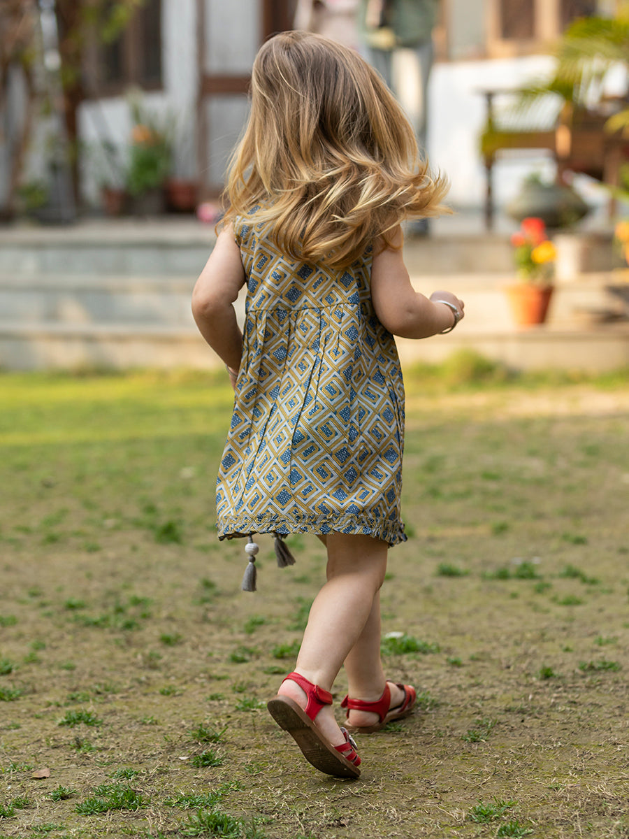 Wrap Around Dress : Maze Grey
