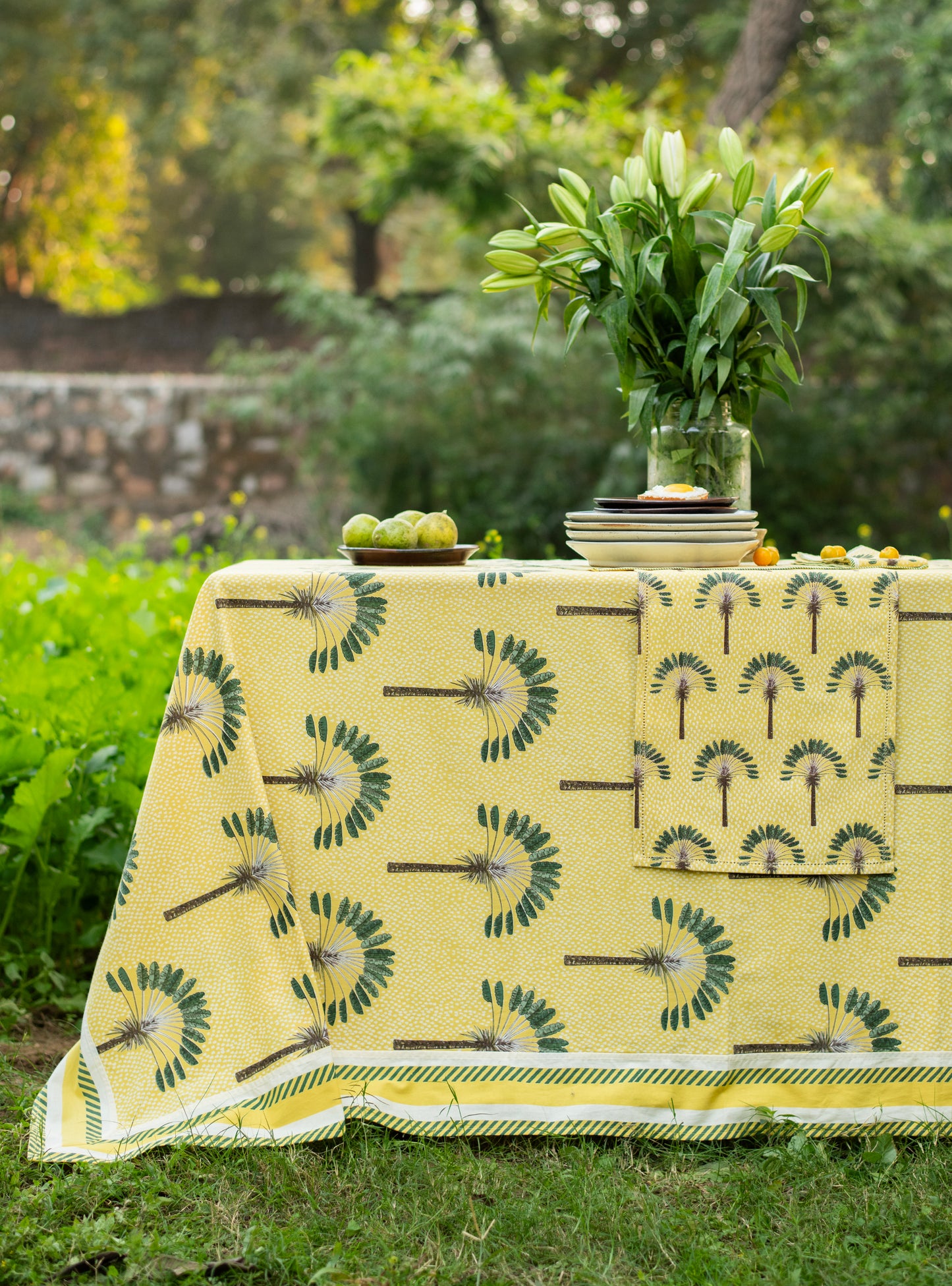 Printed Runner : Banana Lemon Canvas