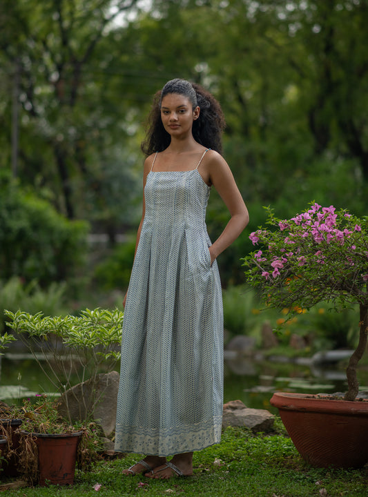 Zulu Dress : Laurel Dotty Blue Voile