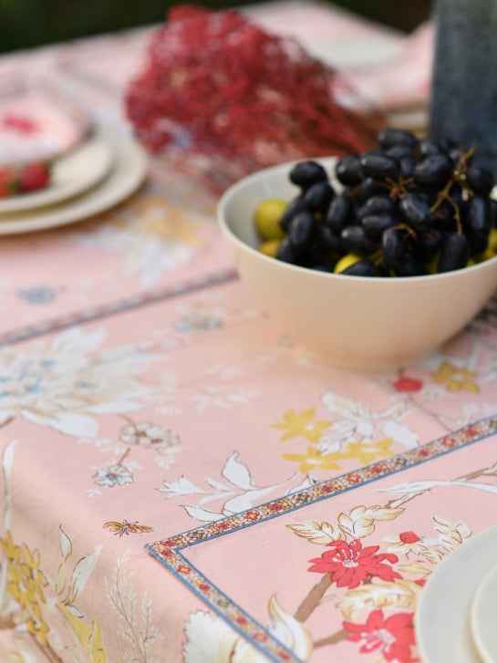 Table Cloth :  Corsica Grapefruit