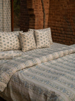 Printed Pillow Cover Rev : Toile Ivory Sheeting