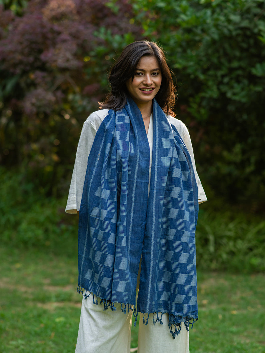 Ikat Stole : Diagonal Indigo