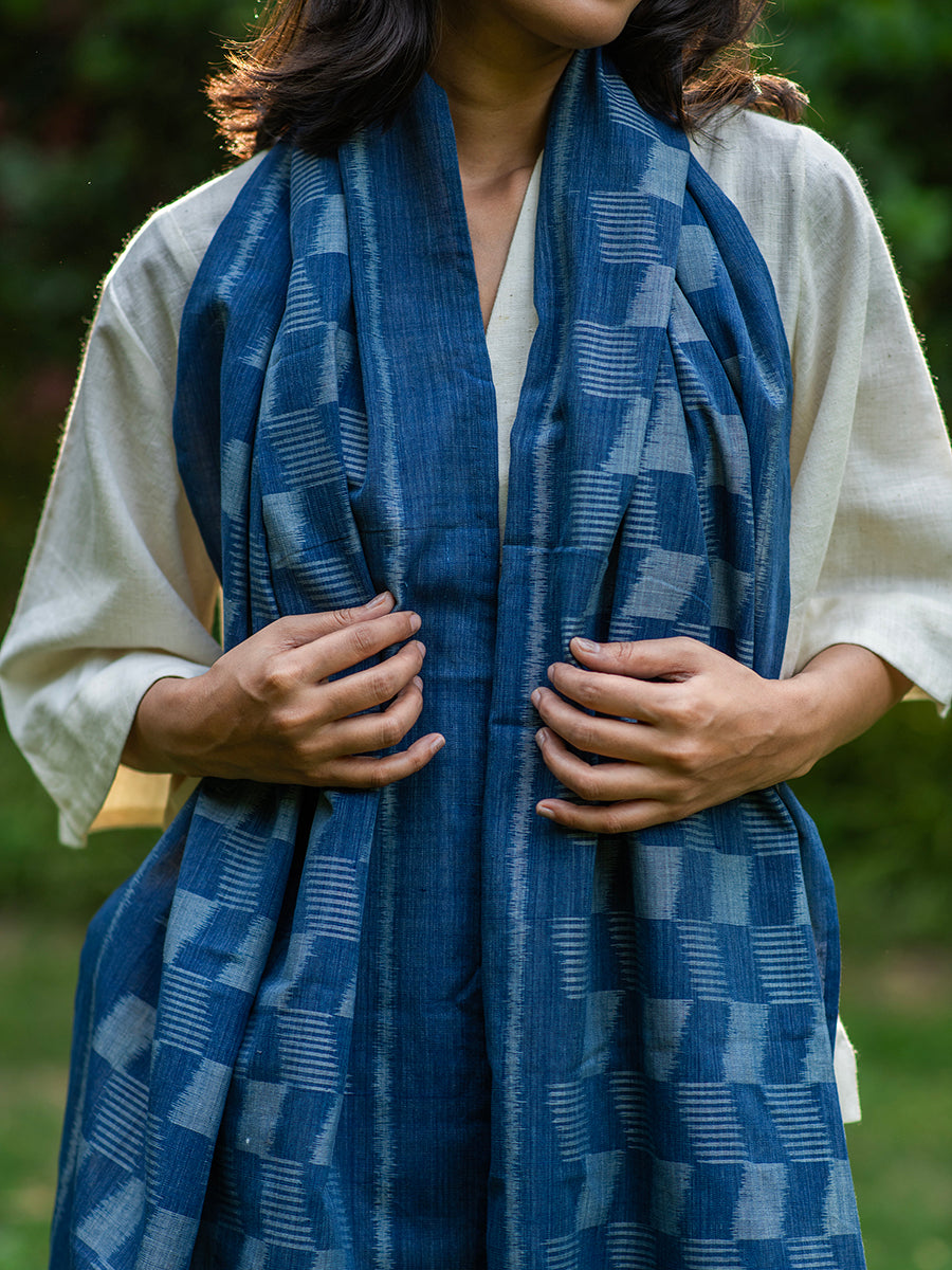 Ikat Stole : Diagonal Indigo