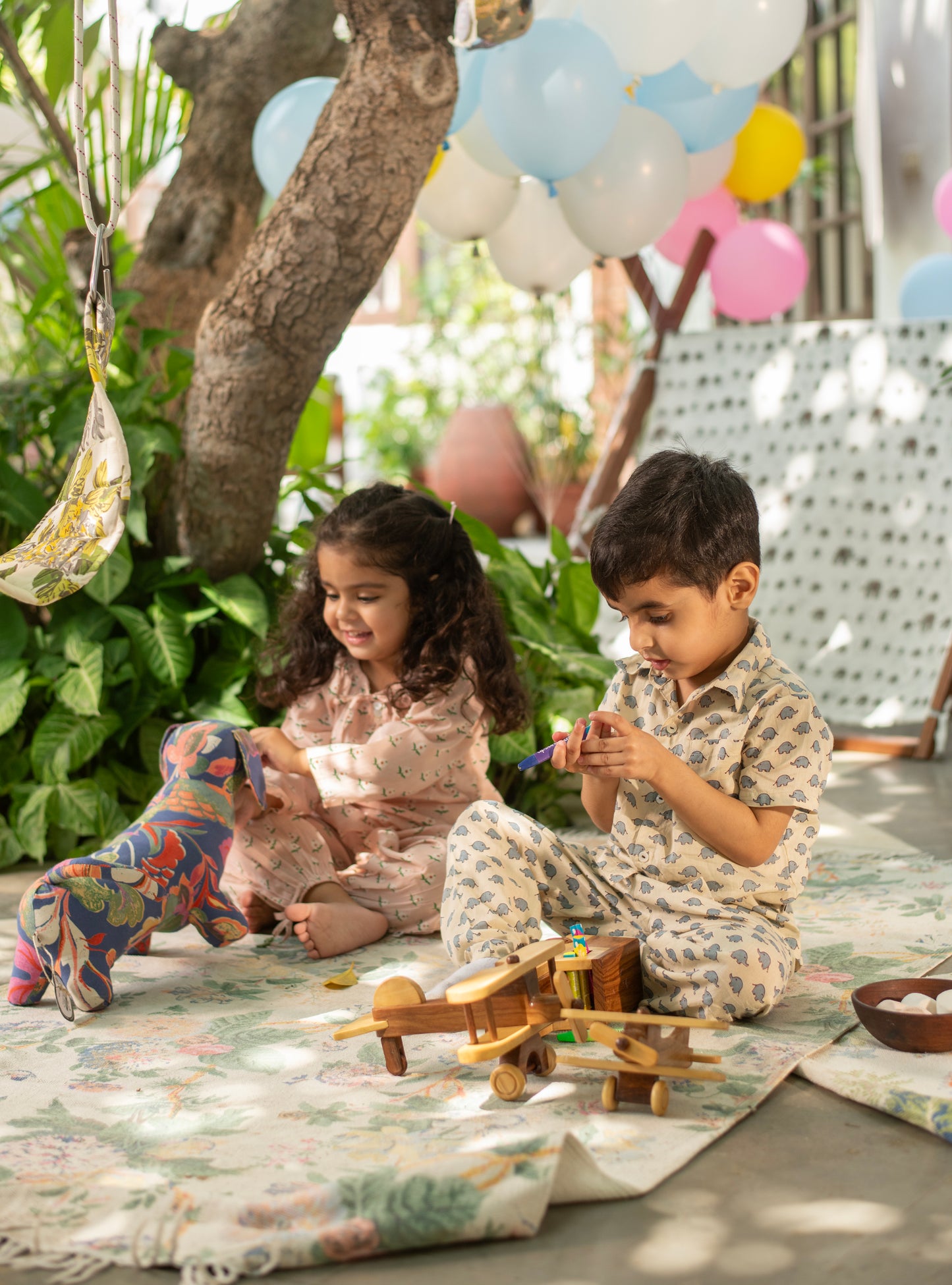 Angad Pj Set : Appu Beige Voile