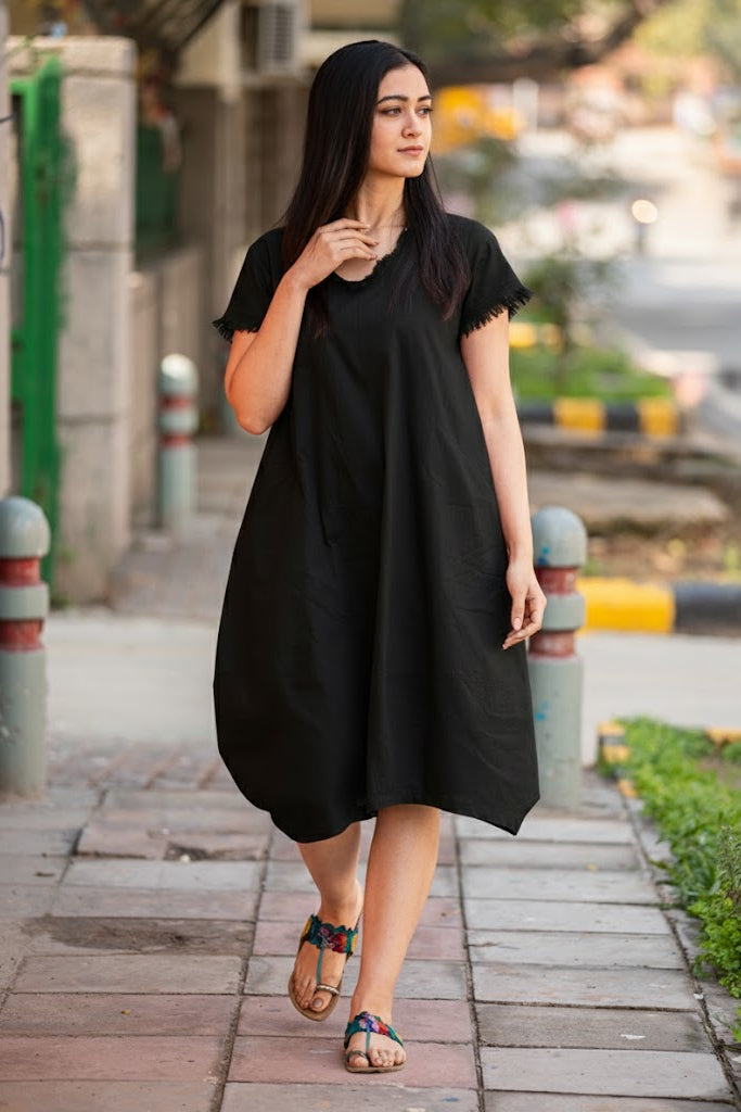 Balloon Dress : Solid Black Slub